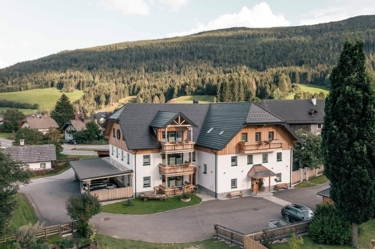 Landhaus Holzer Sankt Margarethen im Lungau Ngoại thất bức ảnh